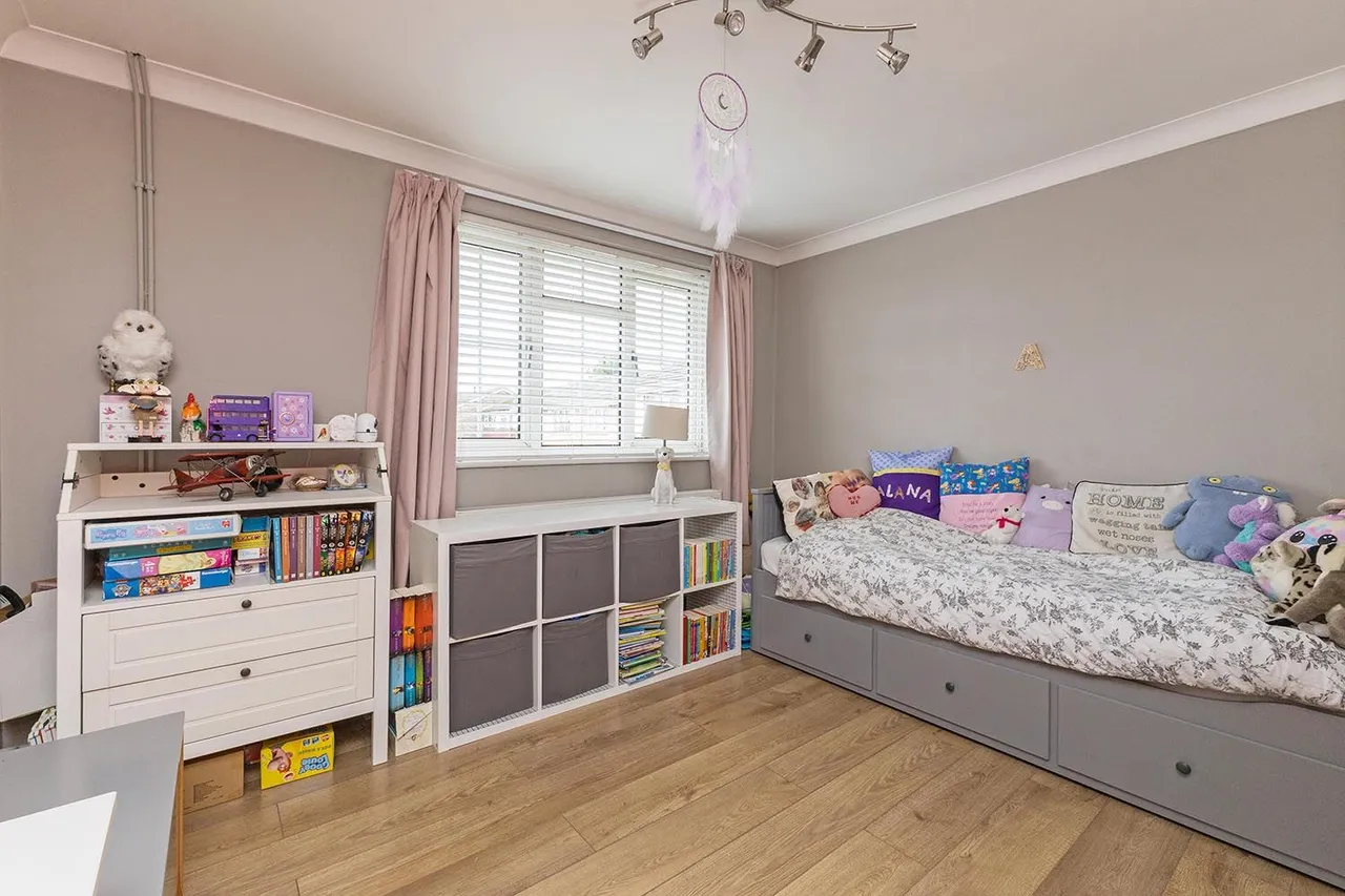 Rye Close, Cox Green, Maidenhead, Berkshire, photo 11