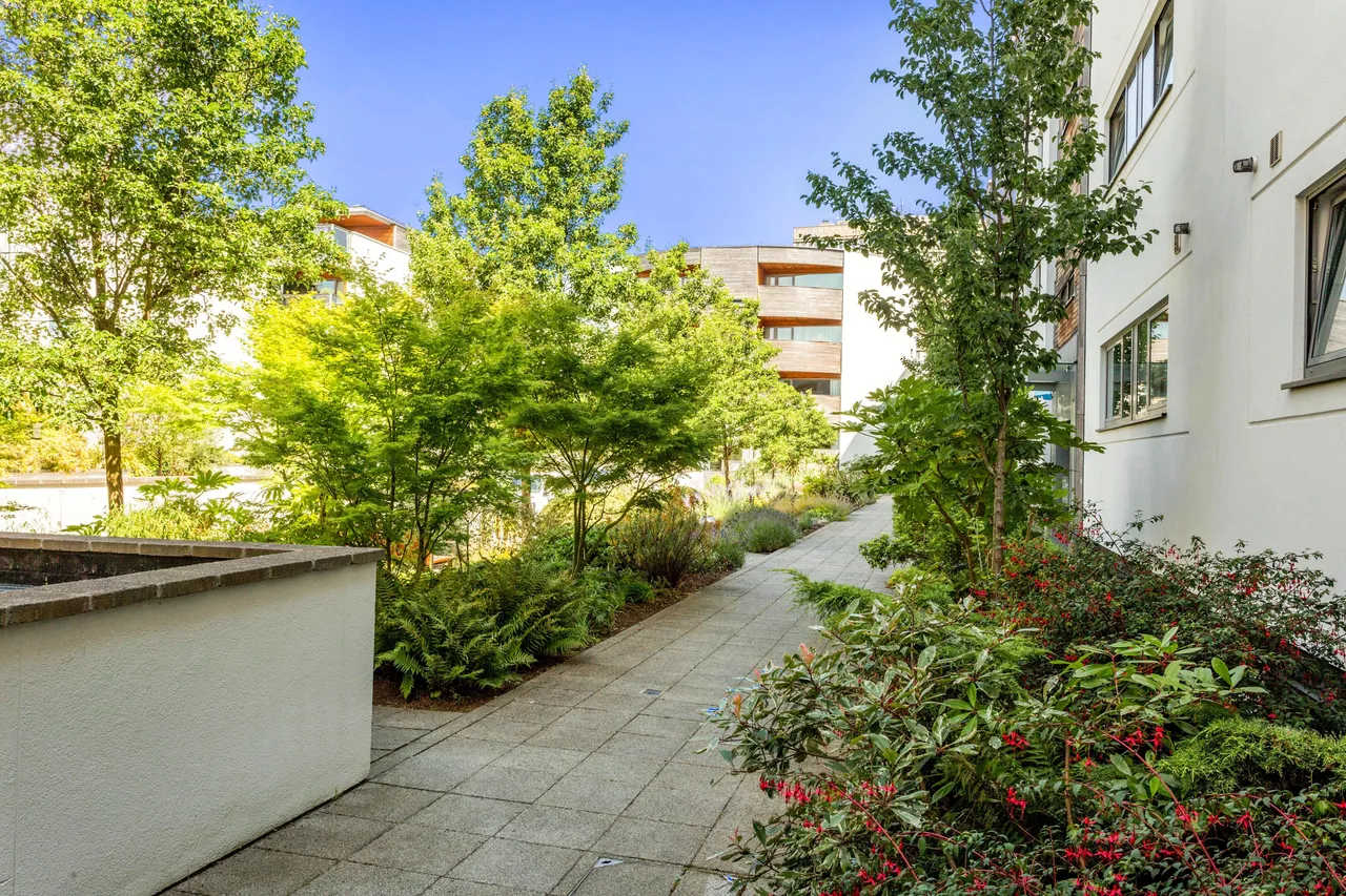 Montpellier Grove, Cheltenham, GL50, photo 8