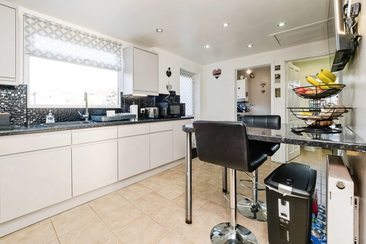 Cherwell Grove, South Ockendon, Essex, RM15, photo 4