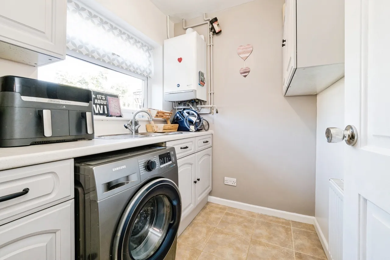Cherwell Grove, South Ockendon, Essex, RM15, photo 13