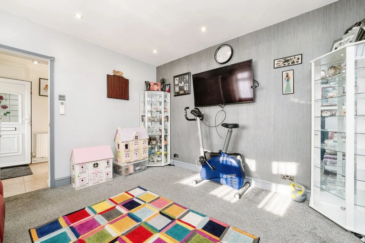 Cherwell Grove, South Ockendon, Essex, RM15, photo 16