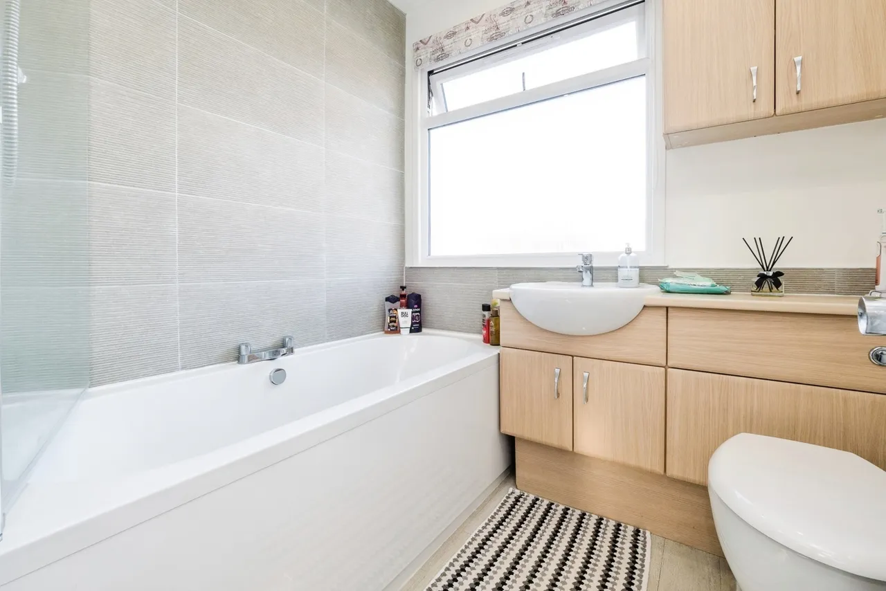 Cherwell Grove, South Ockendon, Essex, RM15, photo 20