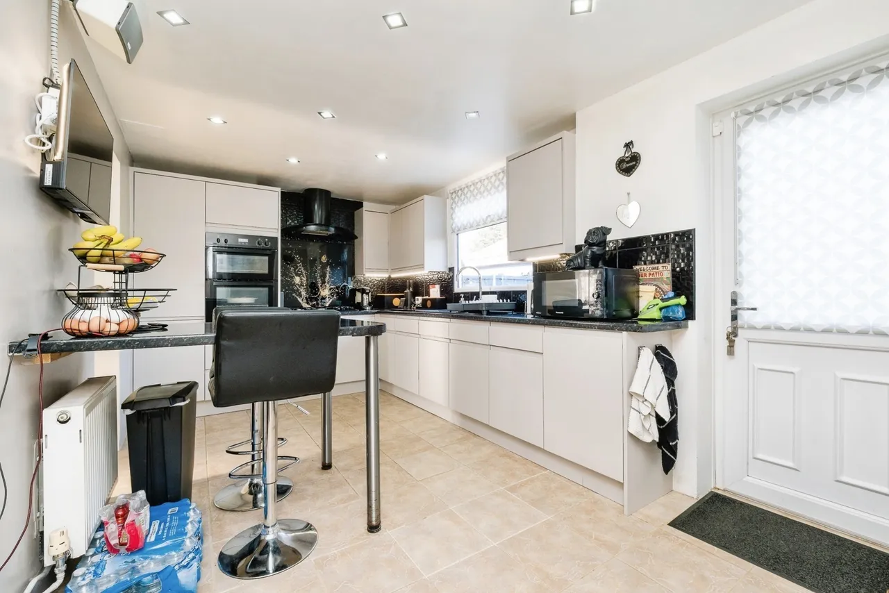 Cherwell Grove, South Ockendon, Essex, RM15, photo 11