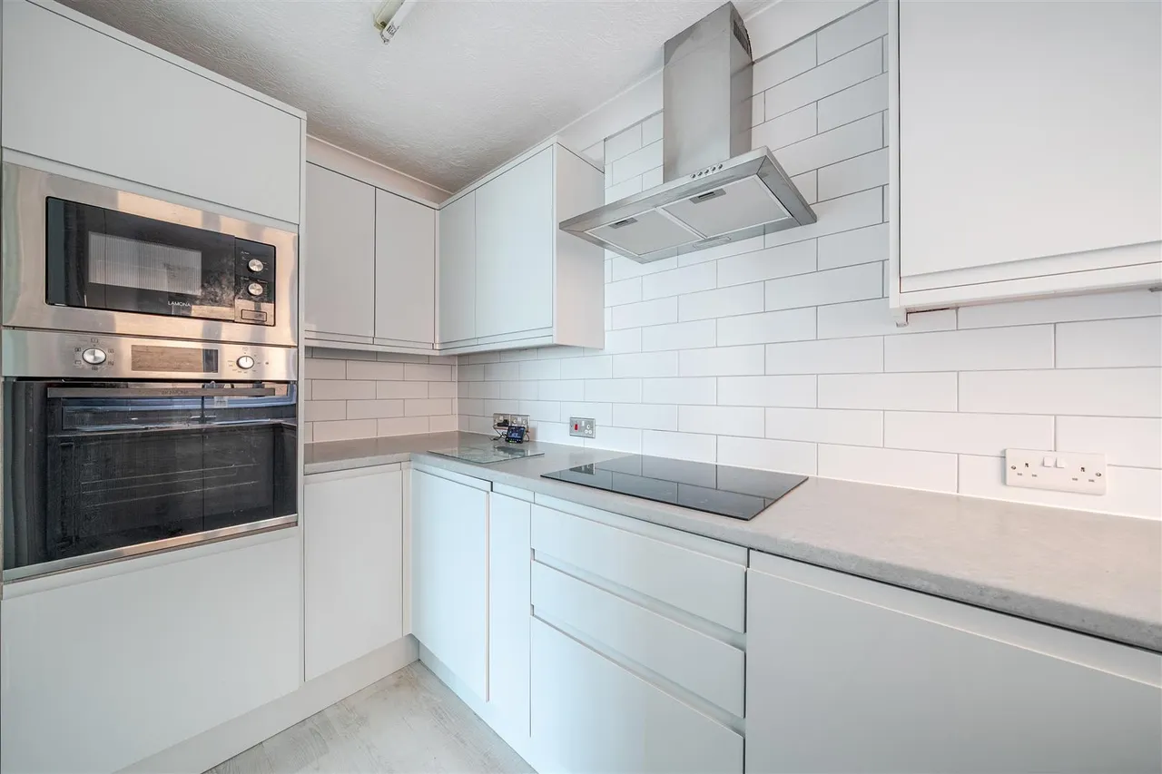 Reading Road, Wokingham, RG41, photo 4