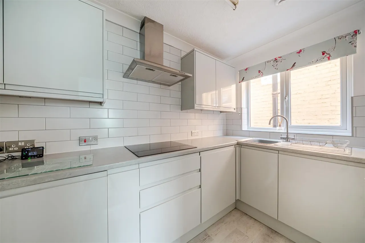Reading Road, Wokingham, RG41, photo 5