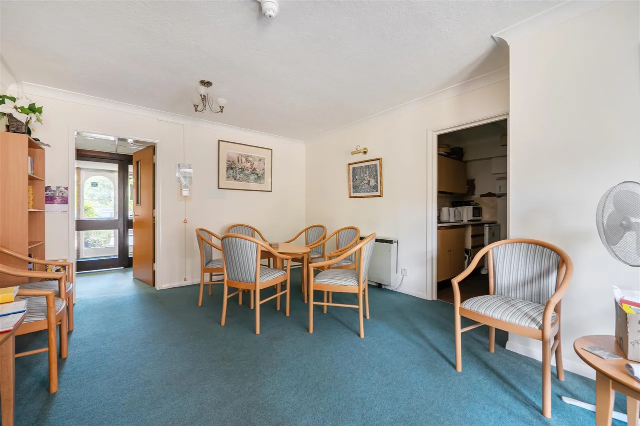 Reading Road, Wokingham, RG41, photo 10