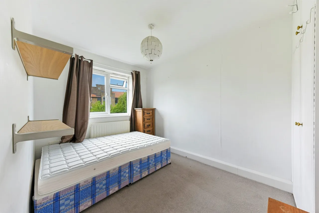 Glen Albyn Road, London, SW19, photo 9