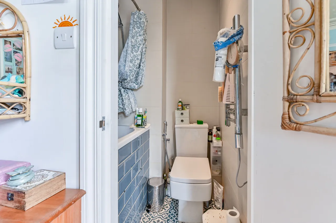 23 Cranwich Road, London, photo 9