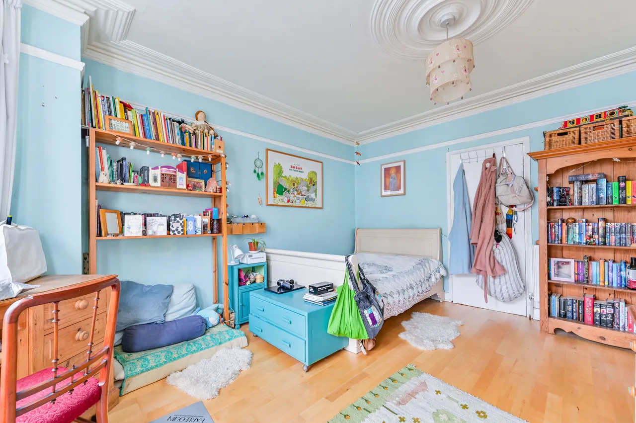23 Cranwich Road, London, photo 8