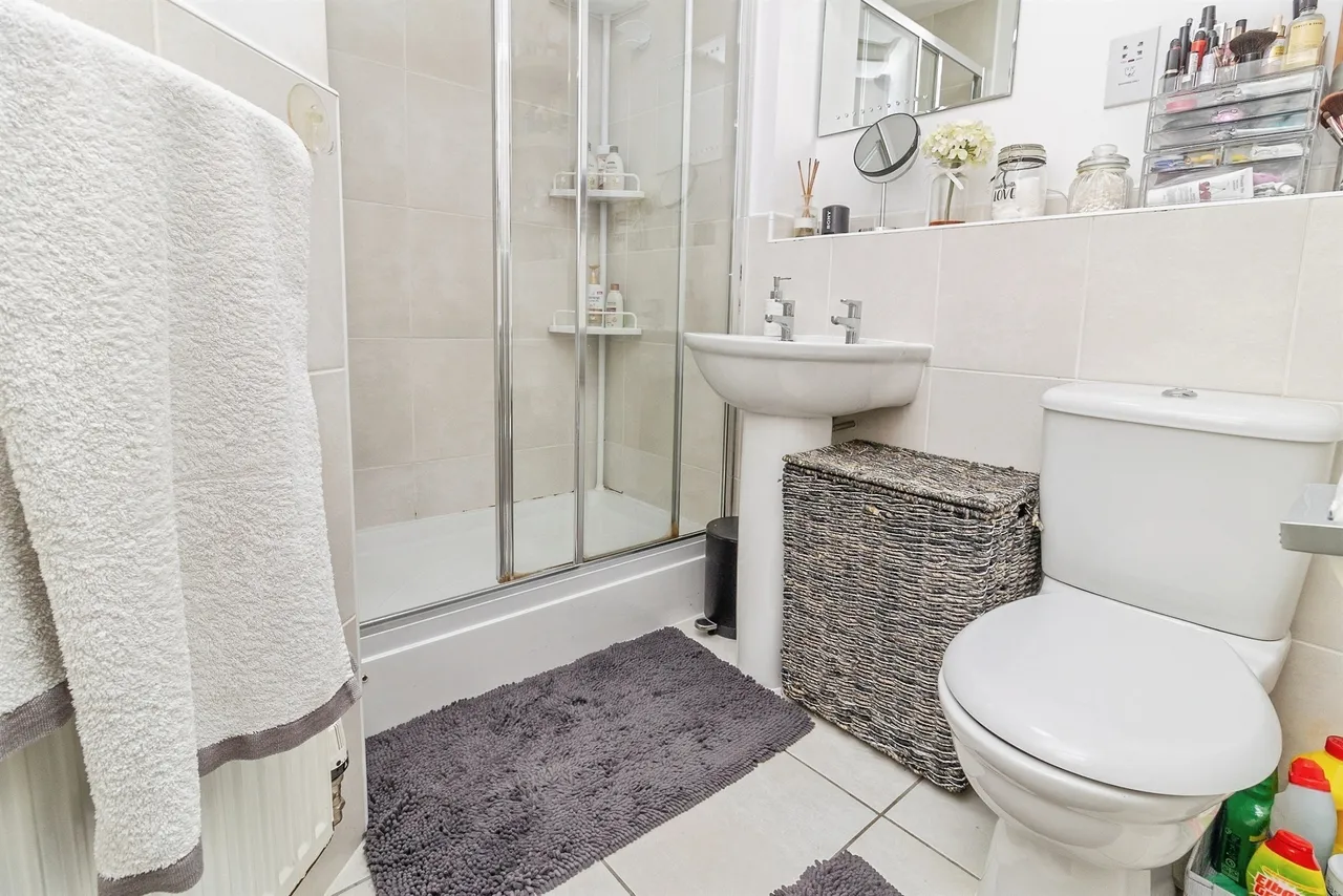Countess Way, Broughton, MK10, photo 10
