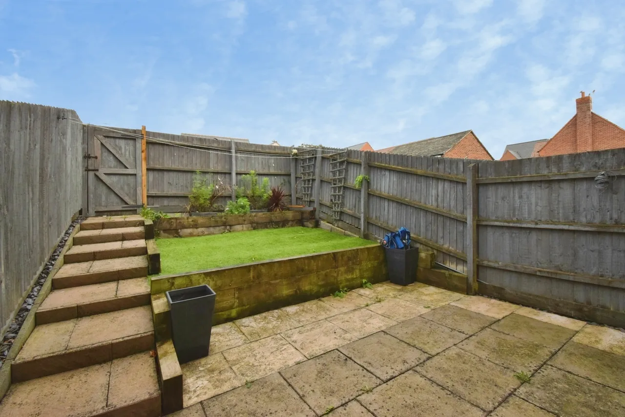 Palmer Square, Birstall, LE4, photo 22