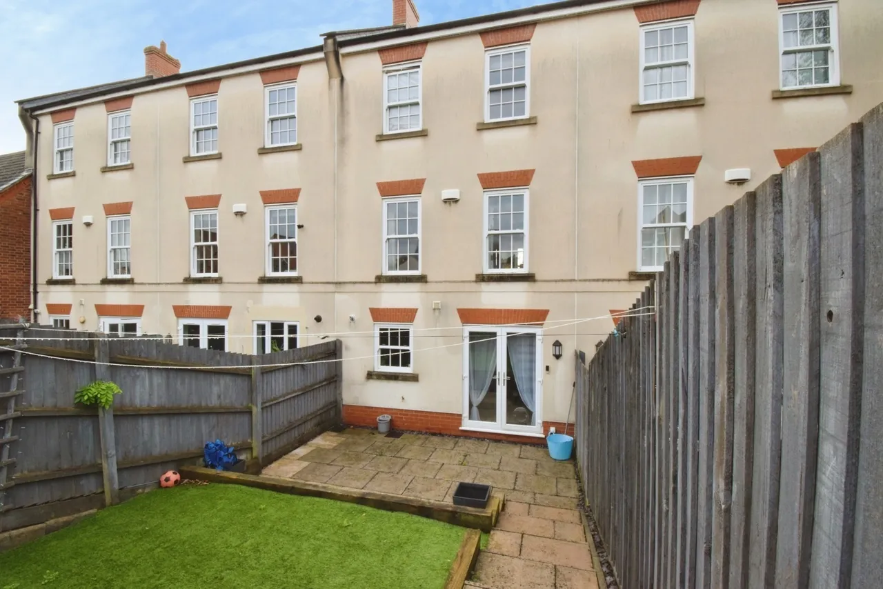 Palmer Square, Birstall, LE4, photo 23