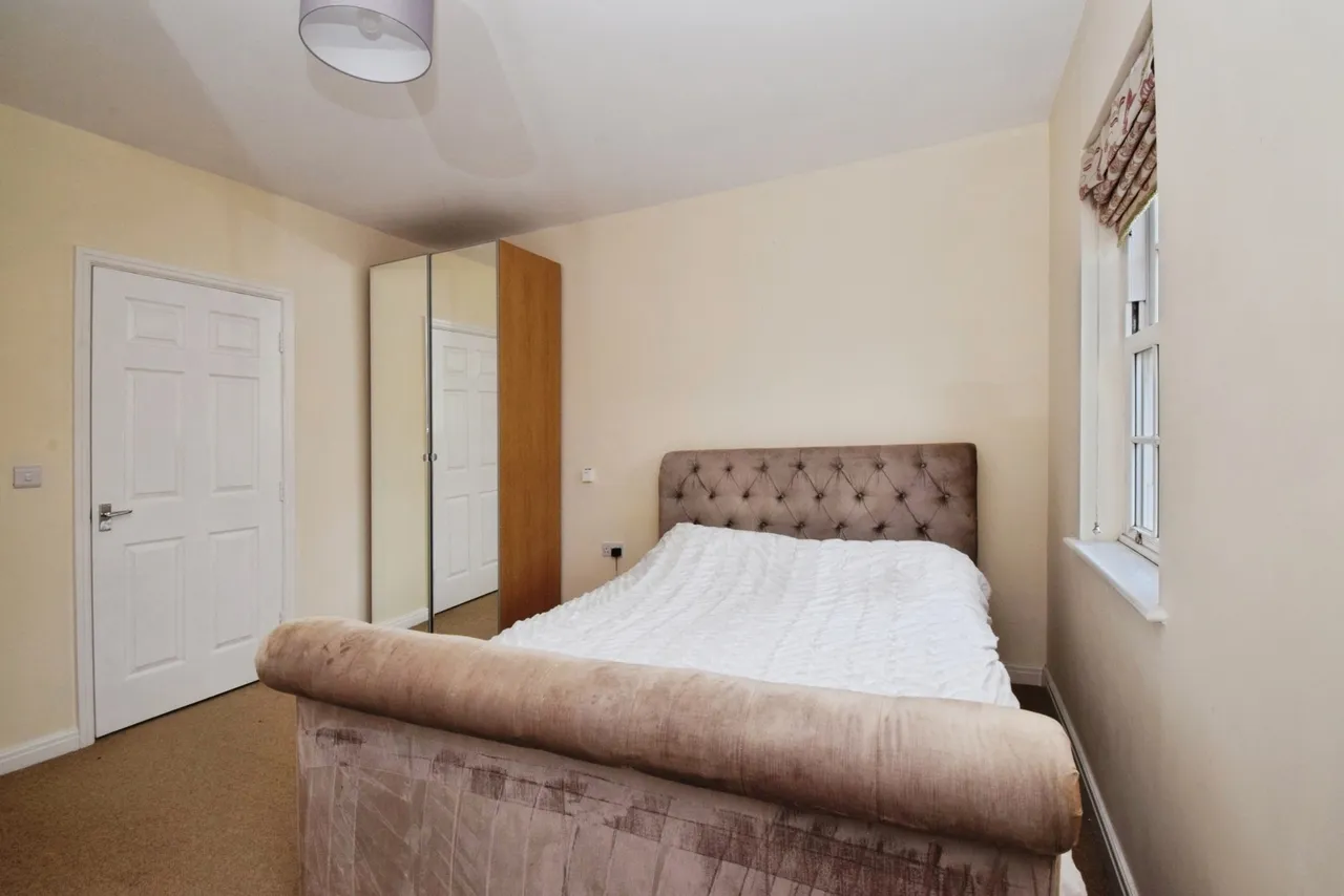 Palmer Square, Birstall, LE4, photo 16