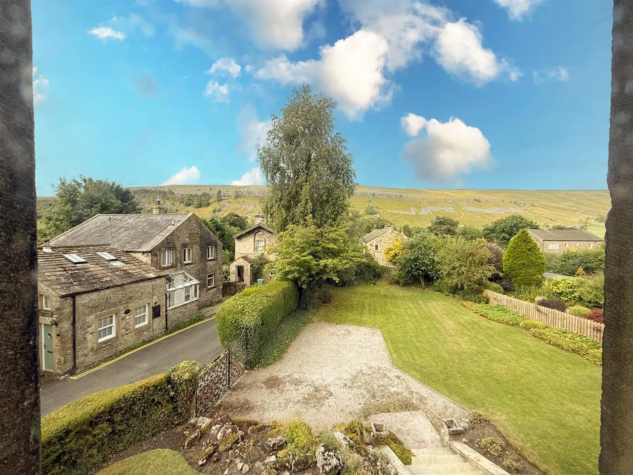 Middle Lane, Kettlewell, Skipton, BD23 5QX, photo 2