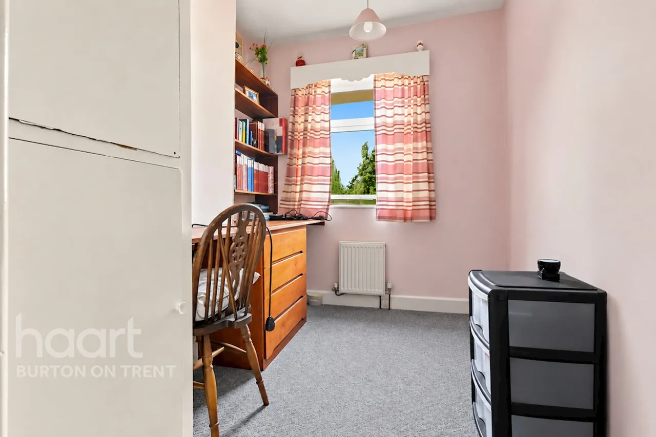 Anglesey Road, Burton-On-Trent, DE14, photo 15
