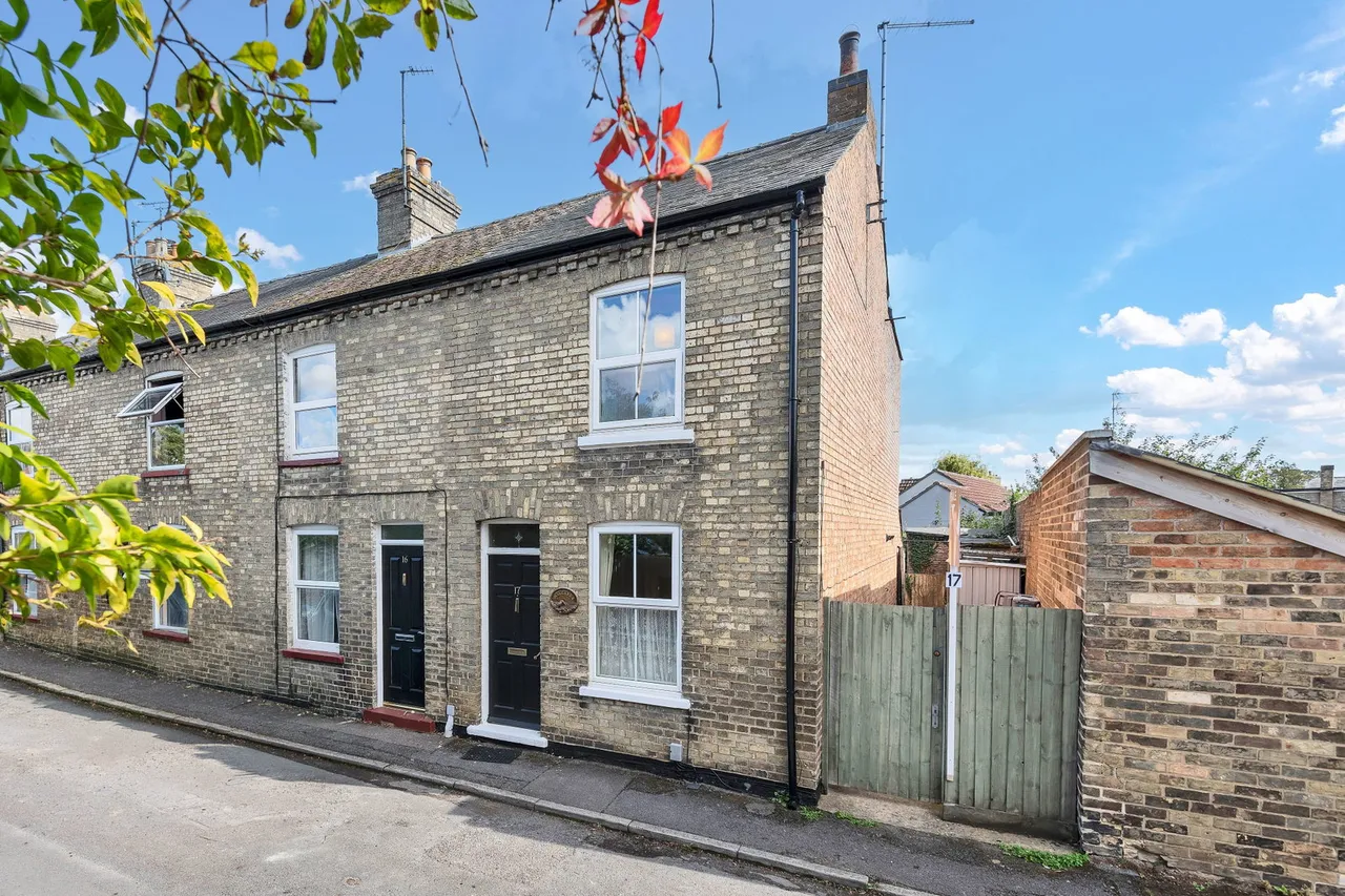 2 bed house for sale, Buckley Road, Eynesbury, PE19