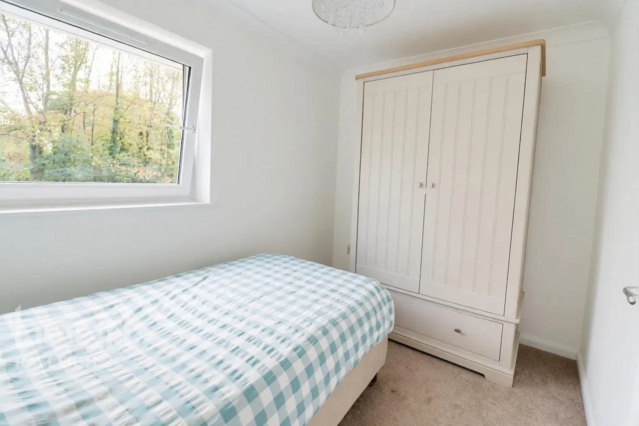 Homestead Close, Rayleigh, SS6, photo 11