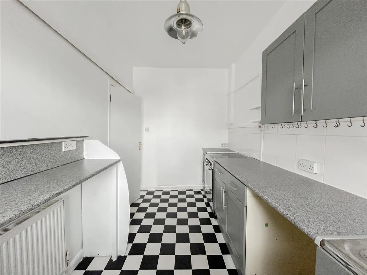 West Hill Road, St. Leonards-On-Sea, TN38 0NB, photo 3
