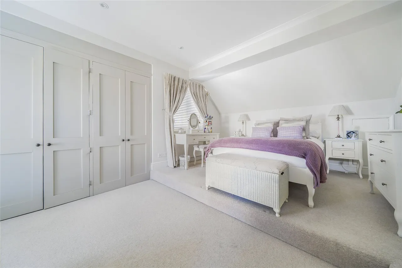 Tuckey Grove, Ripley, GU23, photo 10