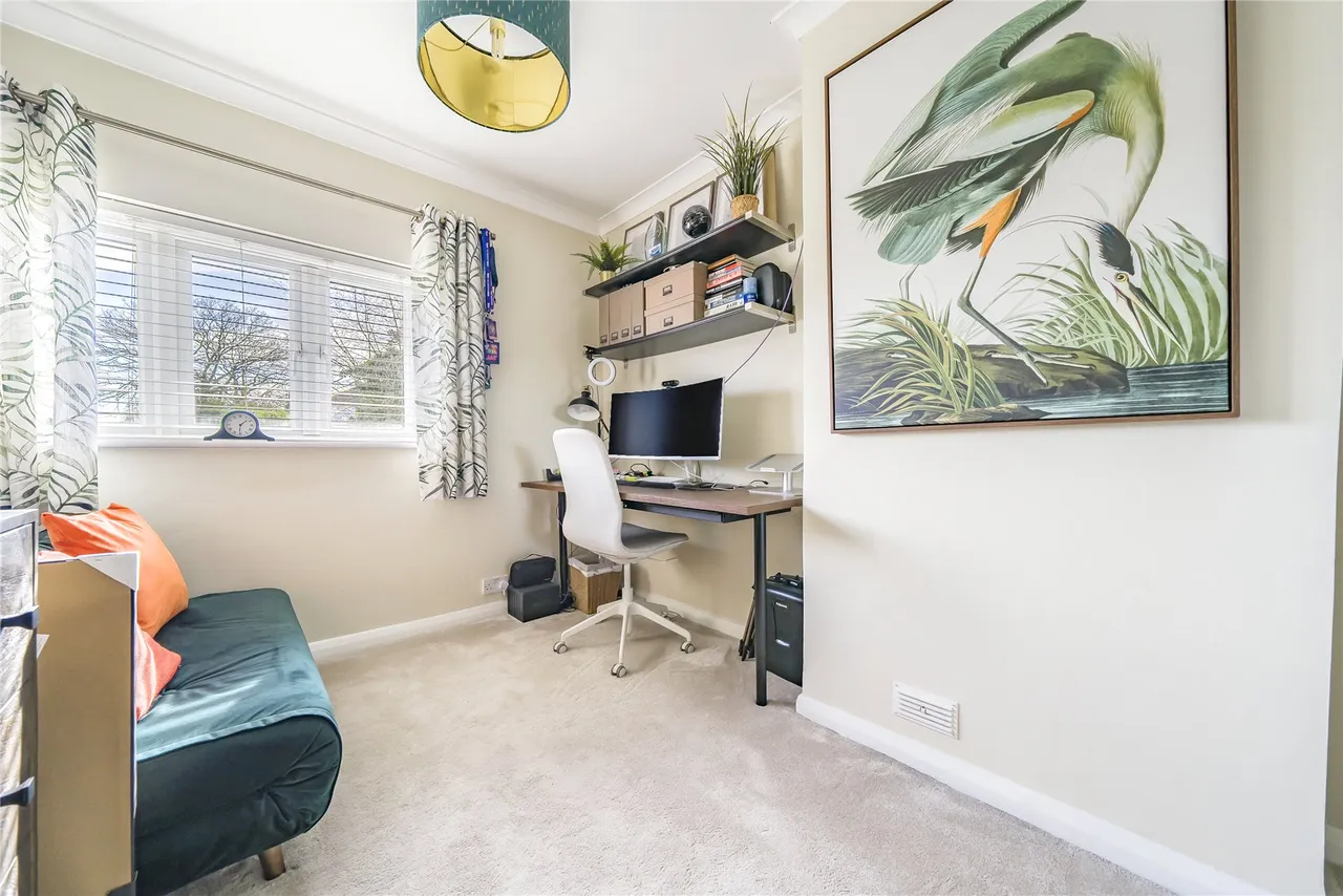 Tuckey Grove, Ripley, GU23, photo 8