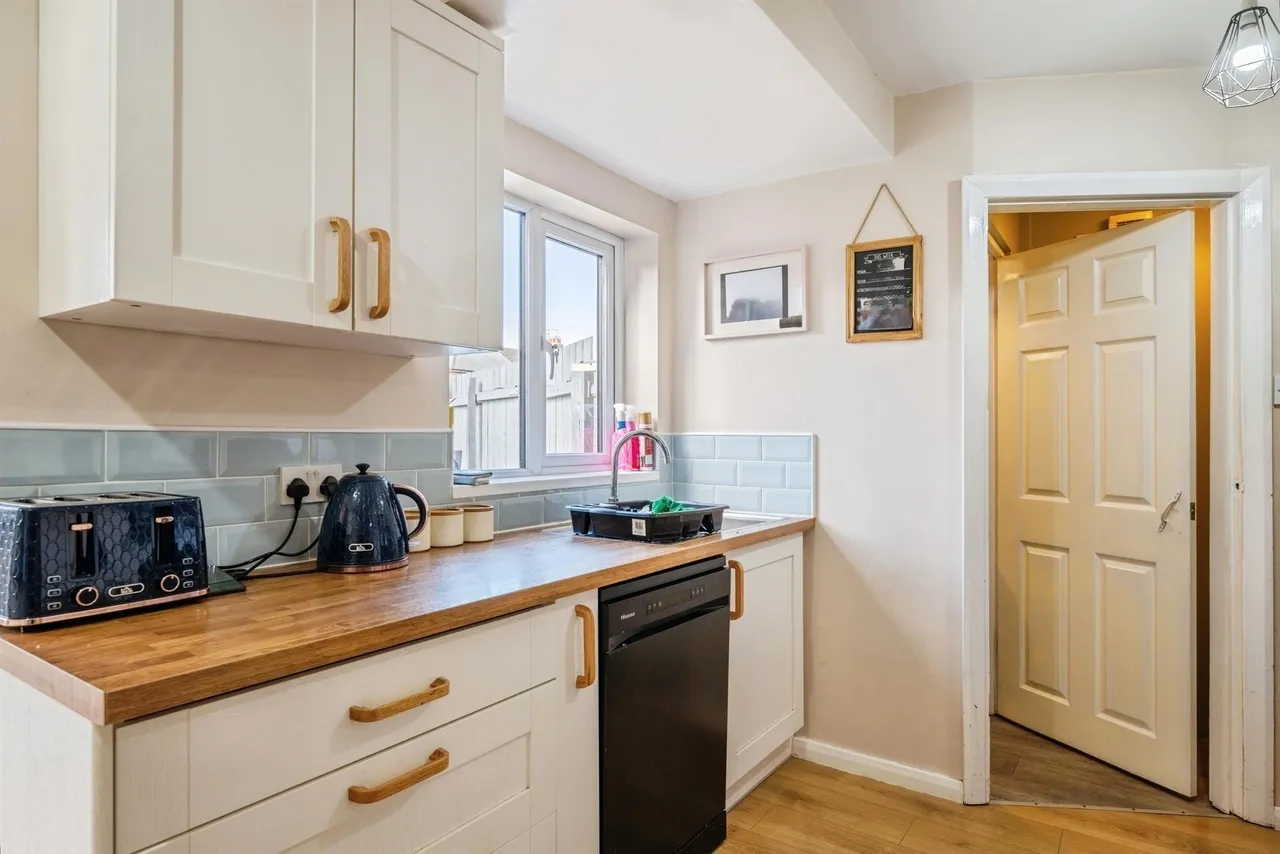 Faraday Street, Hull, HU9, photo 5