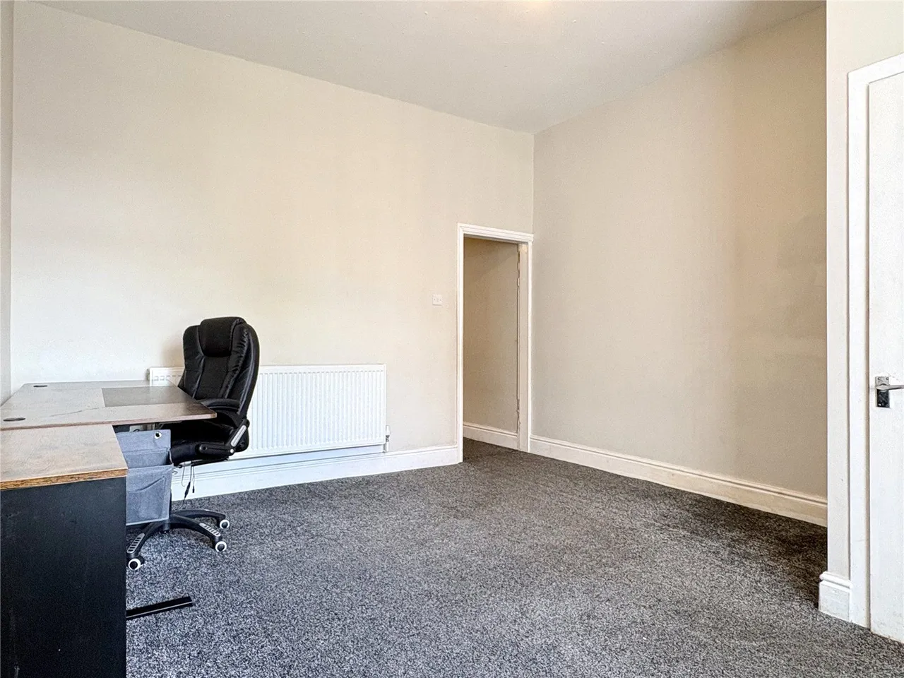 Worcester Street, Oldham, OL9, photo 3