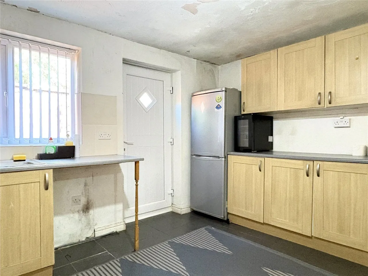 Worcester Street, Oldham, OL9, photo 7