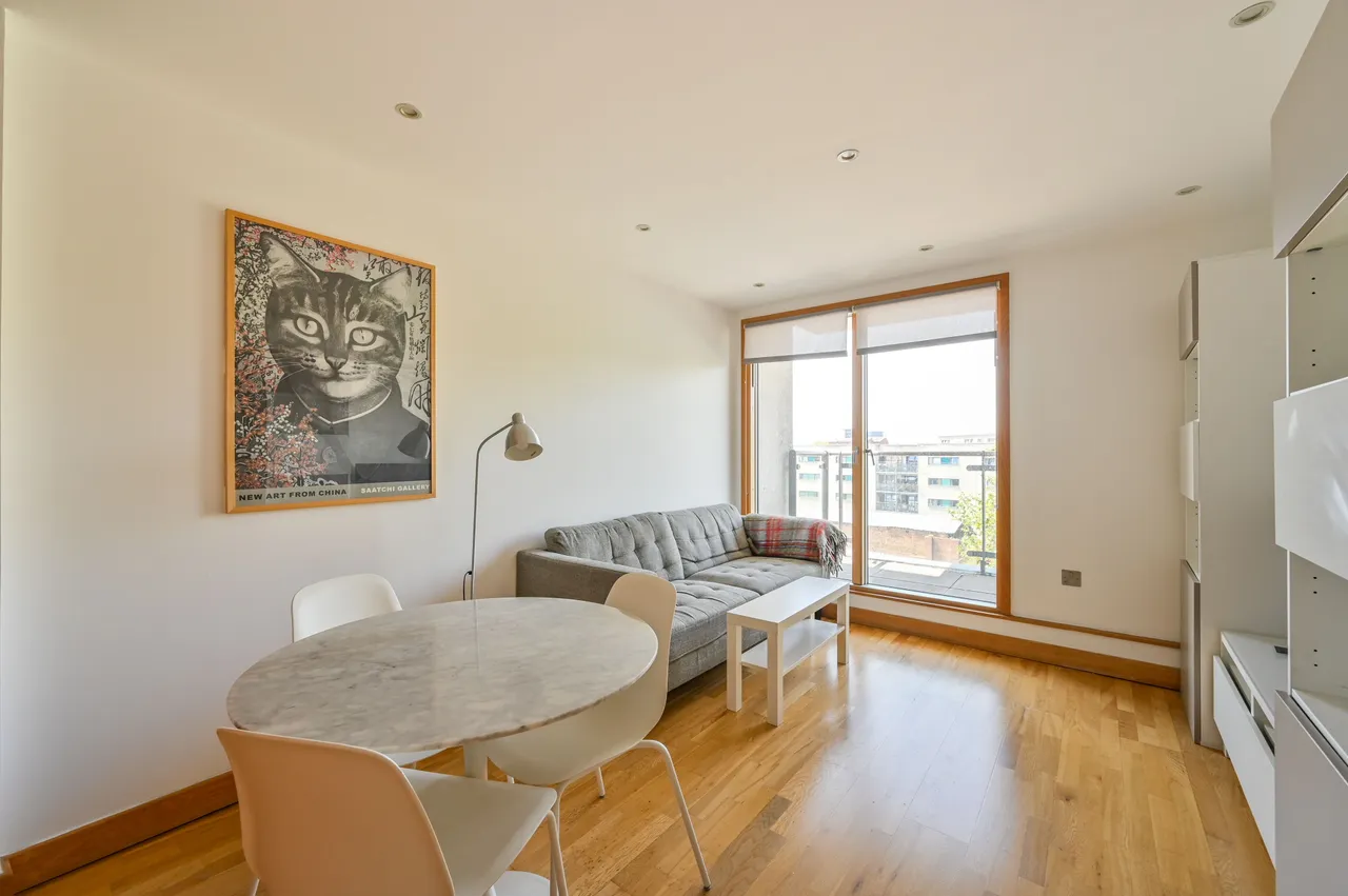 London, E14, photo 2