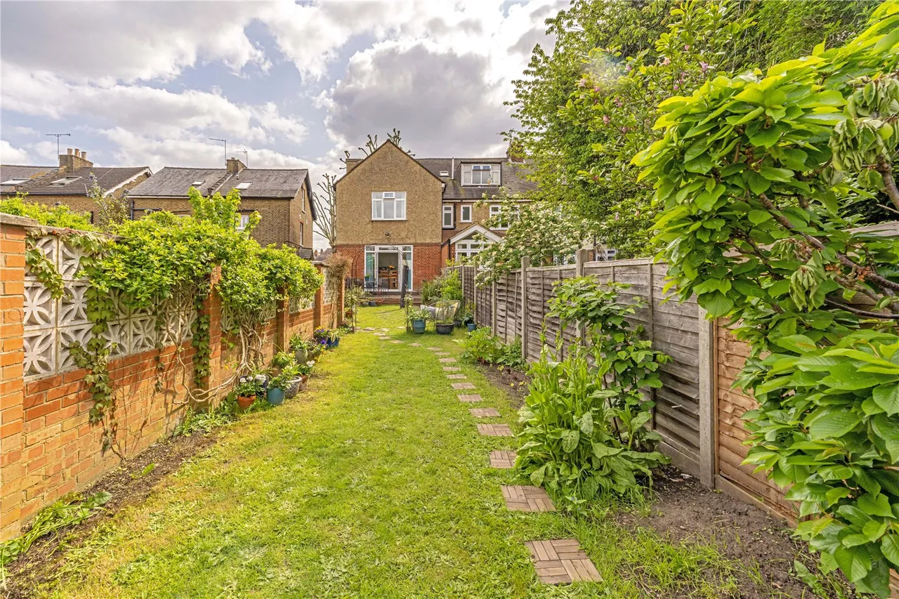 Park Road, Hampton Hill, TW12 1HF, photo 9