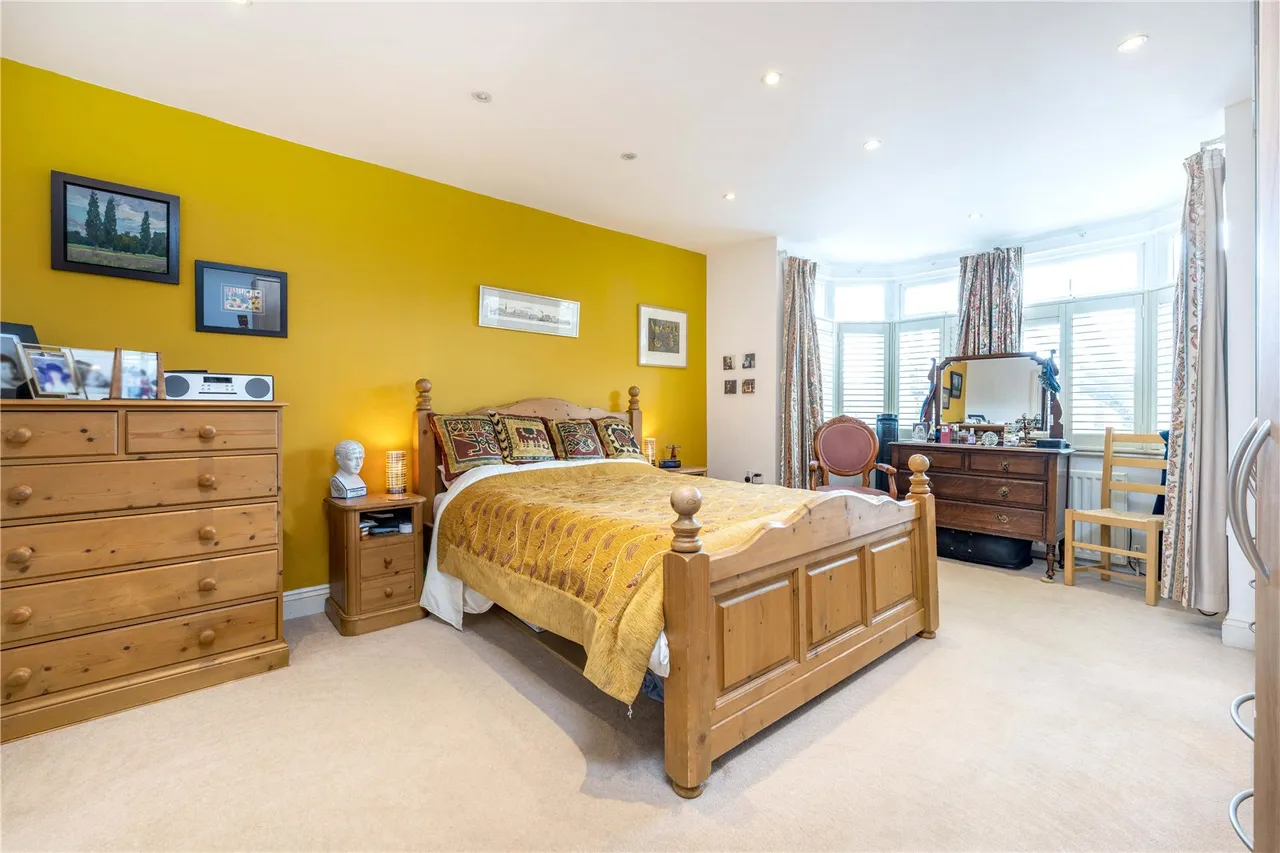 Park Road, Hampton Hill, TW12 1HF, photo 5