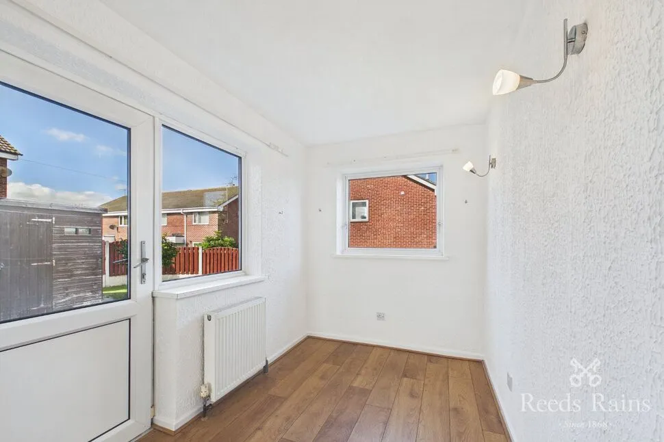 Badsworth Way, Bramley, South Yorkshire, S66, photo 5
