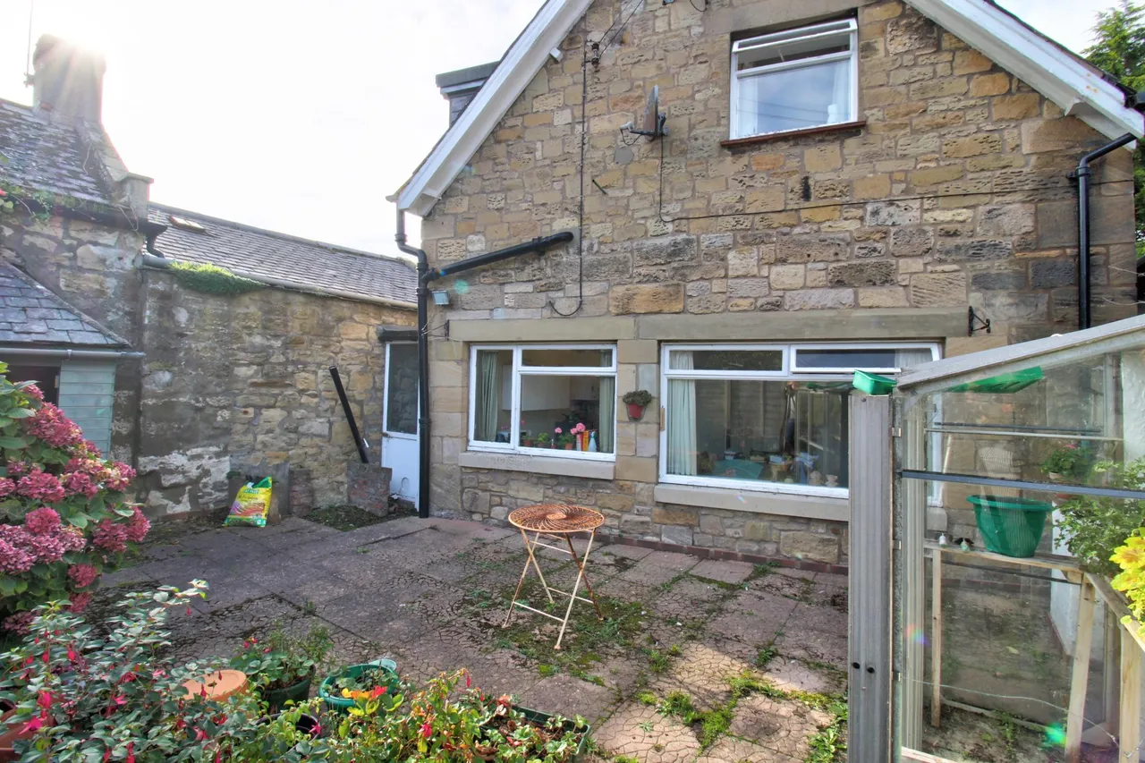 St. Lawrence Terrace, Morpeth, NE65, photo 23
