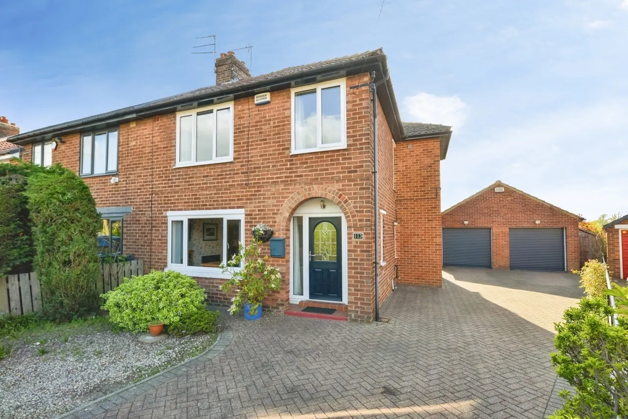 4 bed house for sale — Heythrop Drive, Middlesbrough, North Yorkshire, TS5