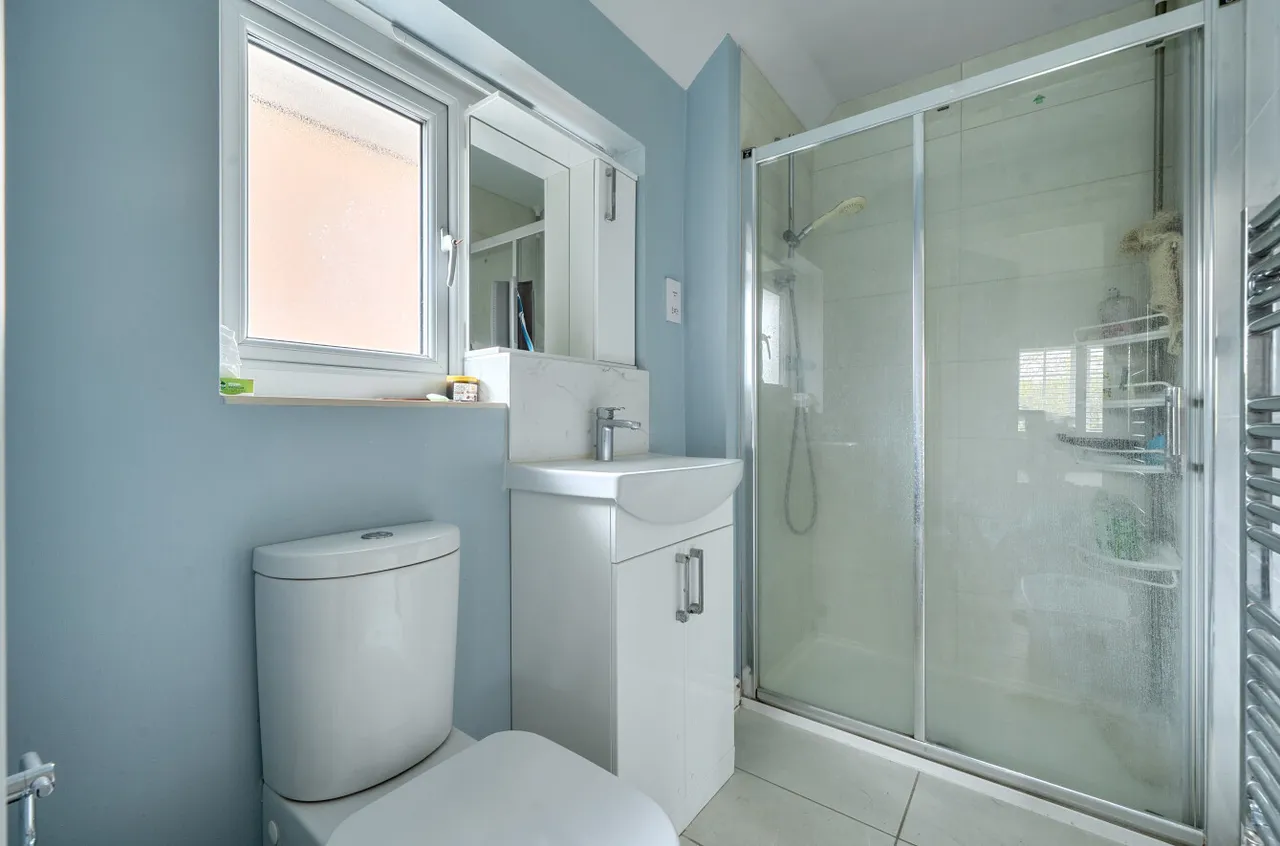 Martinet Road, Woodley, Reading, Berkshire, RG5 4TQ, photo 12