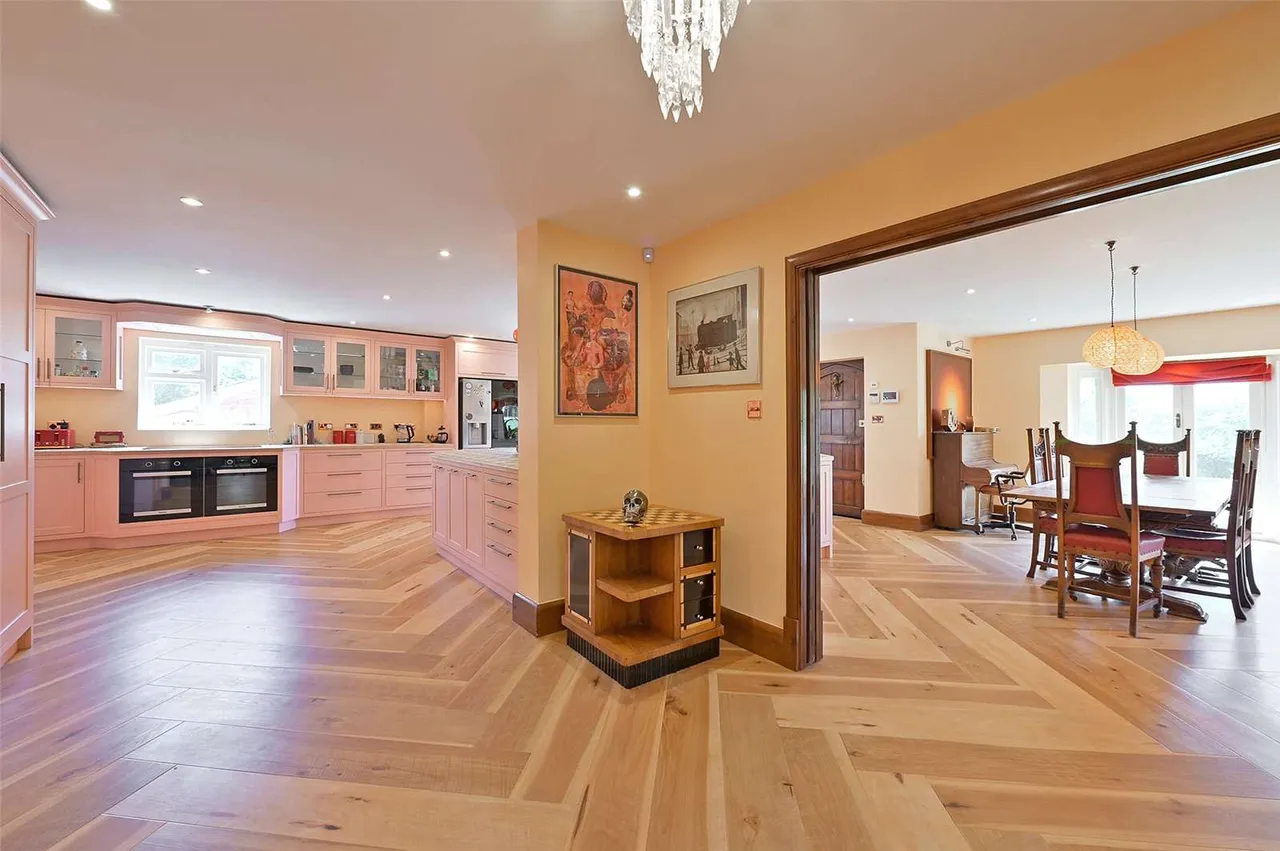 Rosehill, Henley-on-Thames, Berkshire, RG9 3ED, photo 2