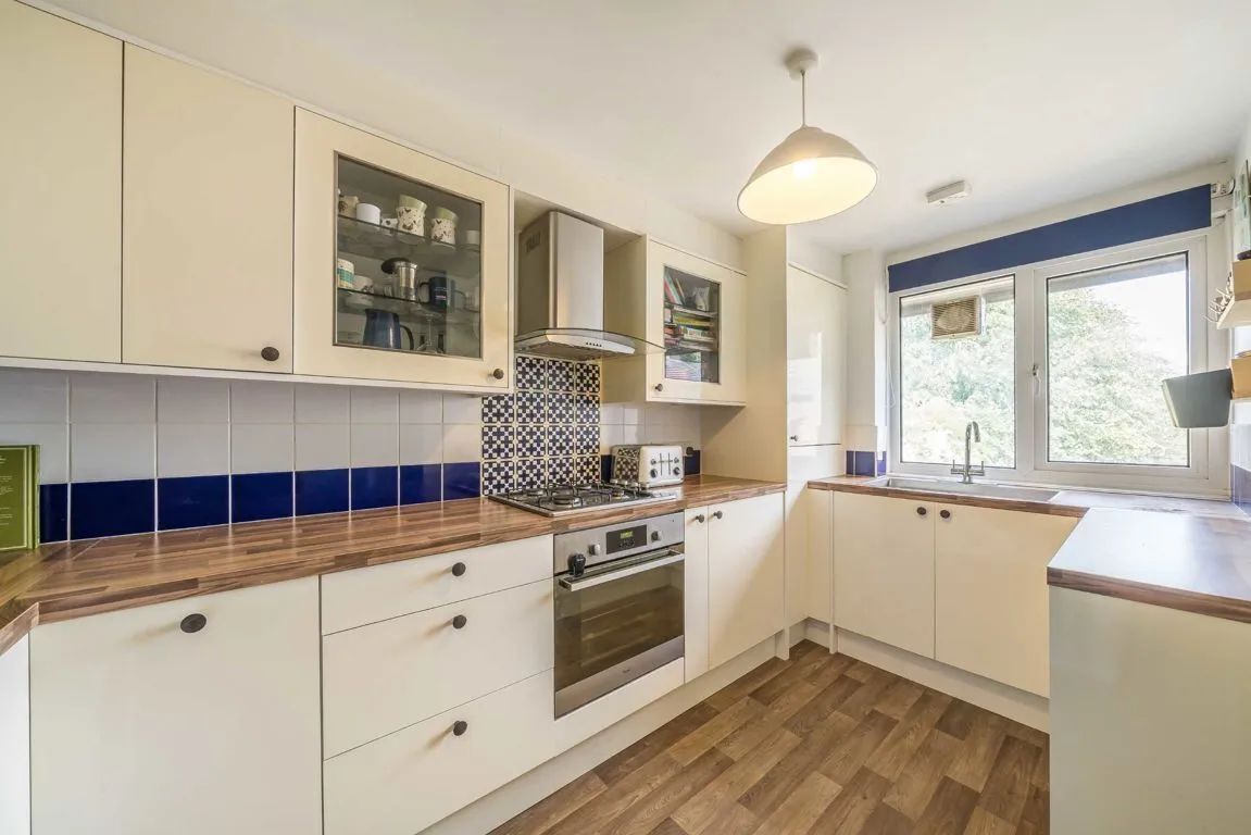 St. Ann's Hill, SW18, photo 2