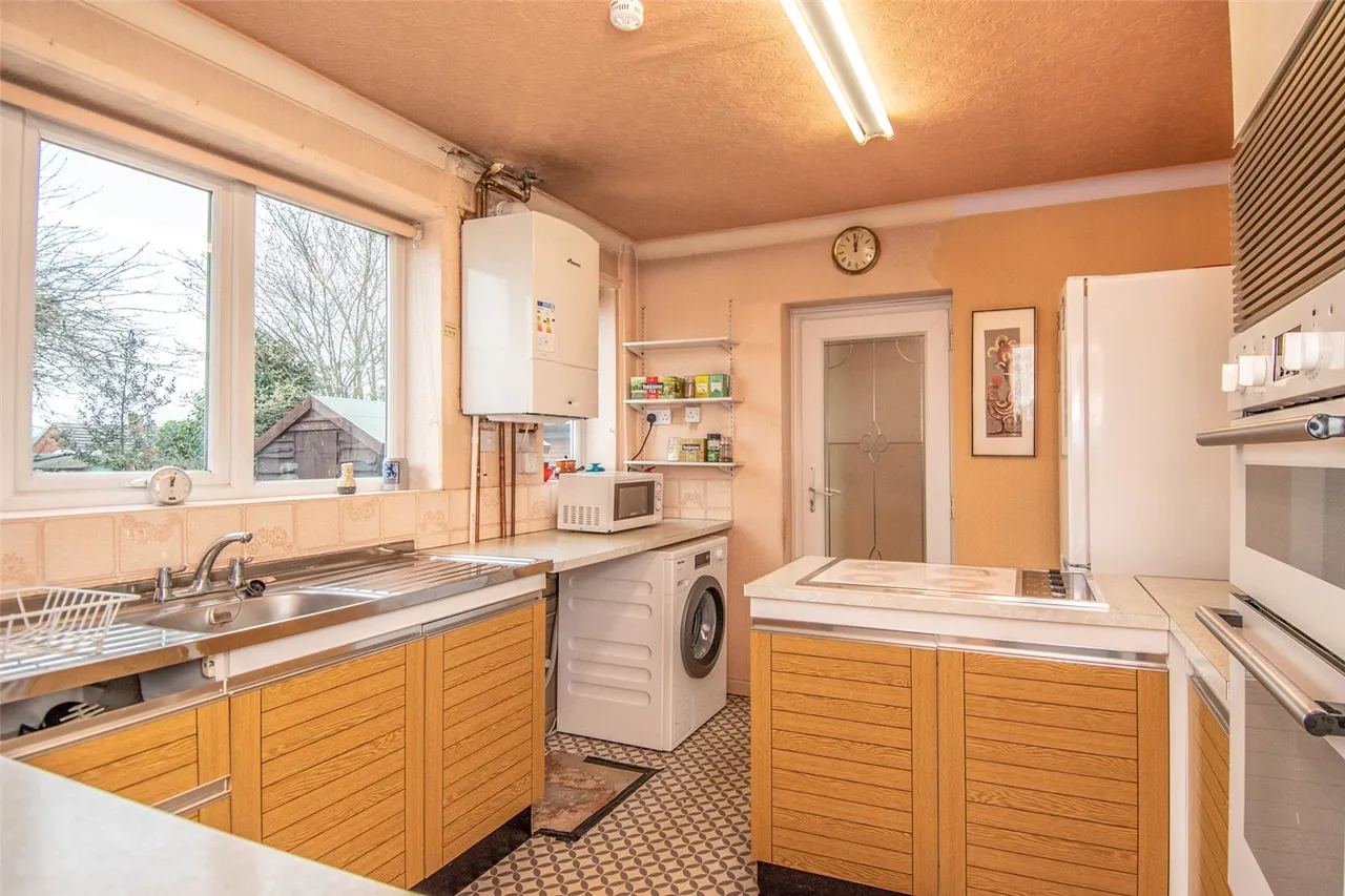 Kidderminster Road, Bromsgrove, Worcestershire, B61 7JY, photo 8