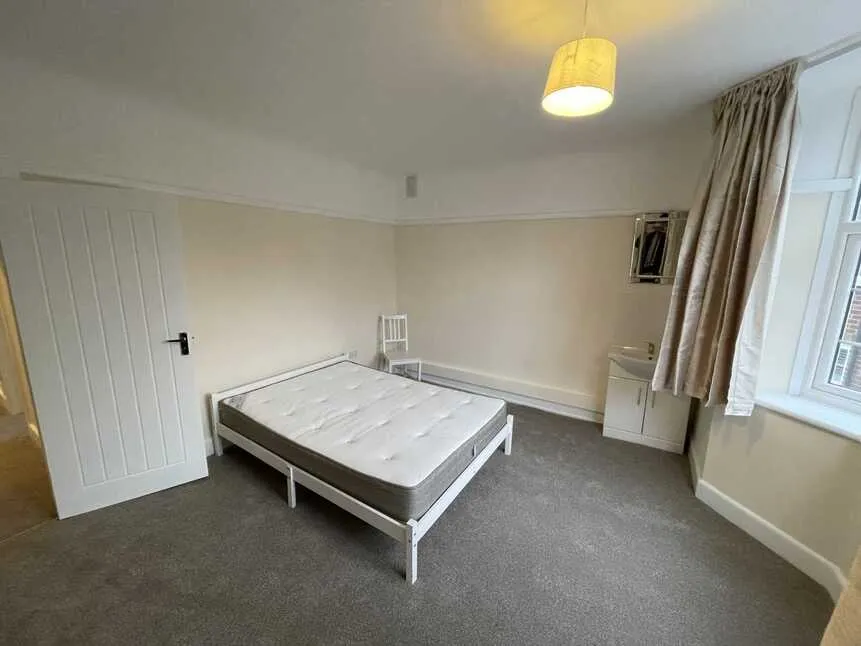 Vale Road, BH1, photo 18