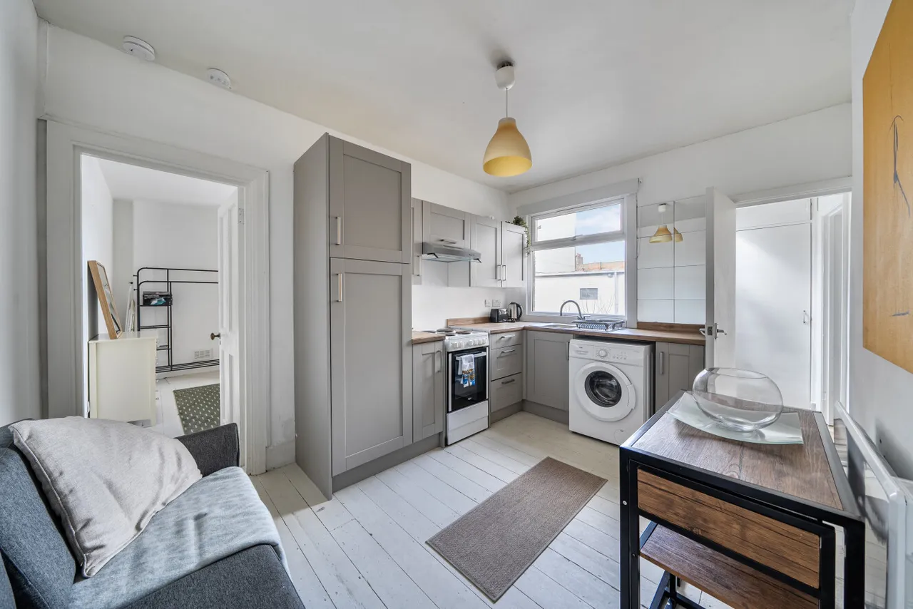 flat for sale — Preston Close, Borough, London, SE1