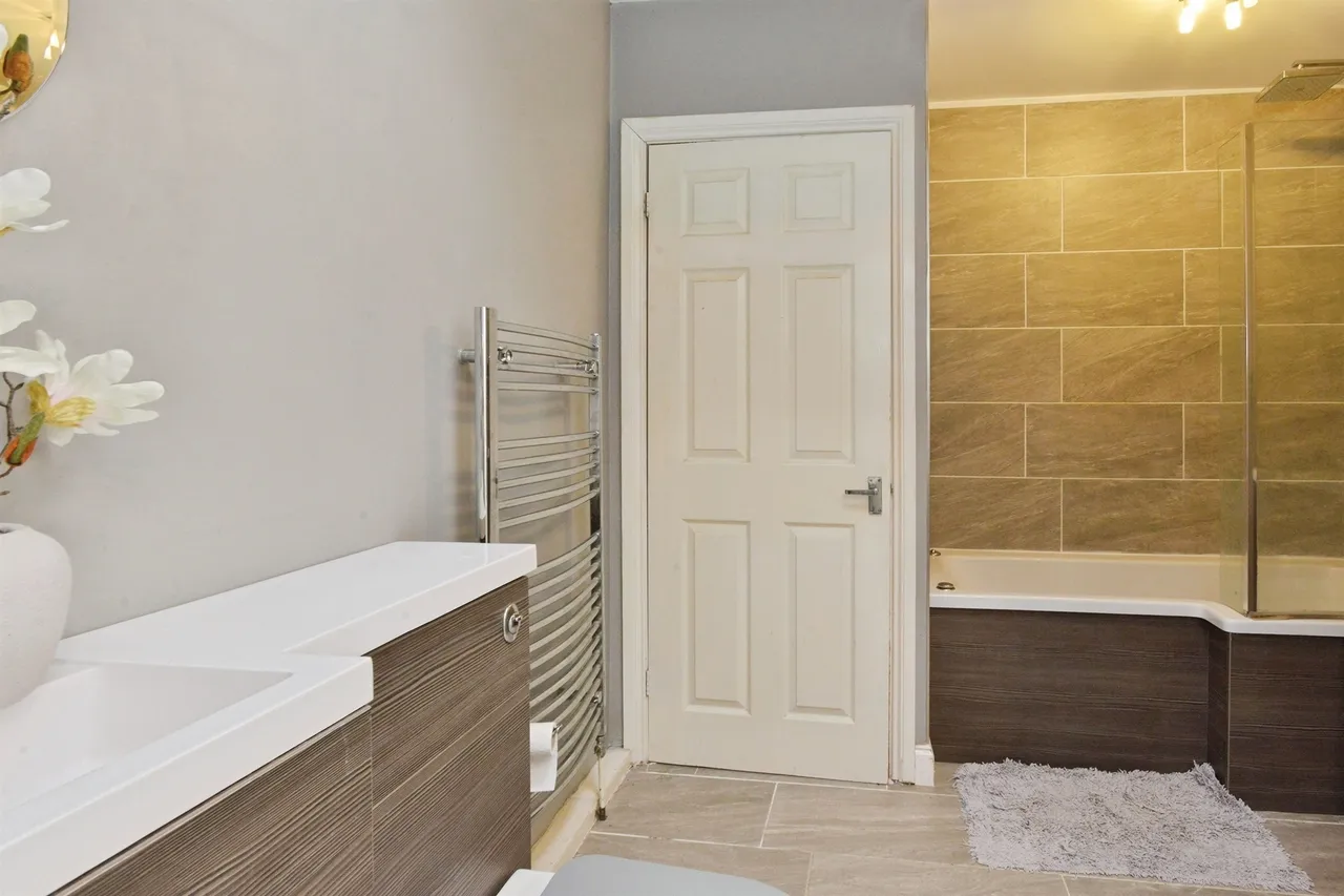 Cosgrove Road, Old Stratford, MK19, photo 14