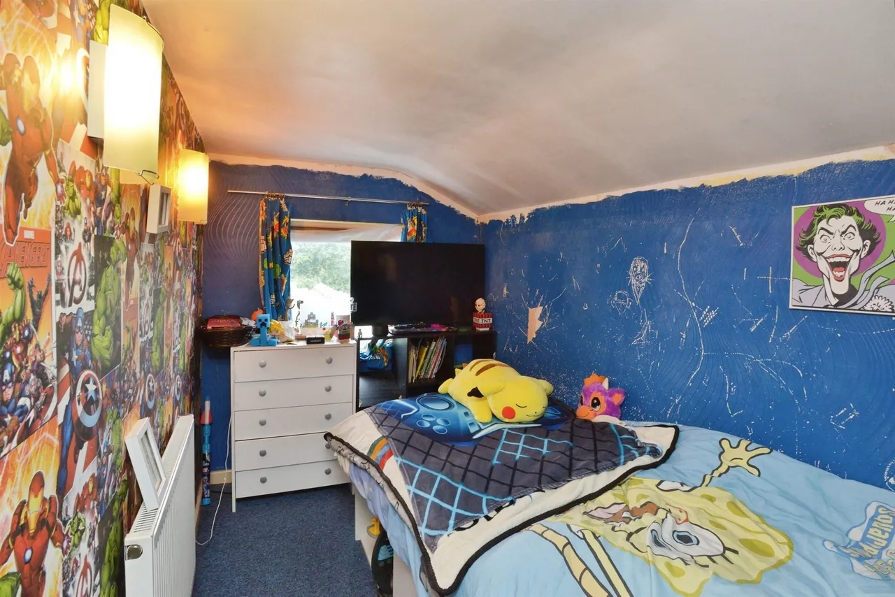 Cosgrove Road, Old Stratford, MK19, photo 12