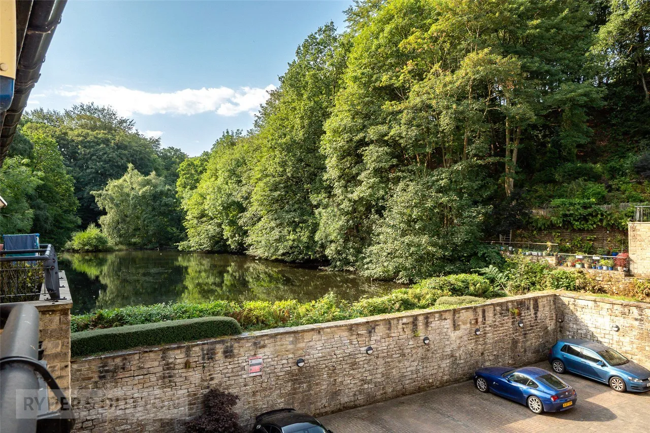 3 bed house for sale, Wildspur Mills, New Mill, HD9