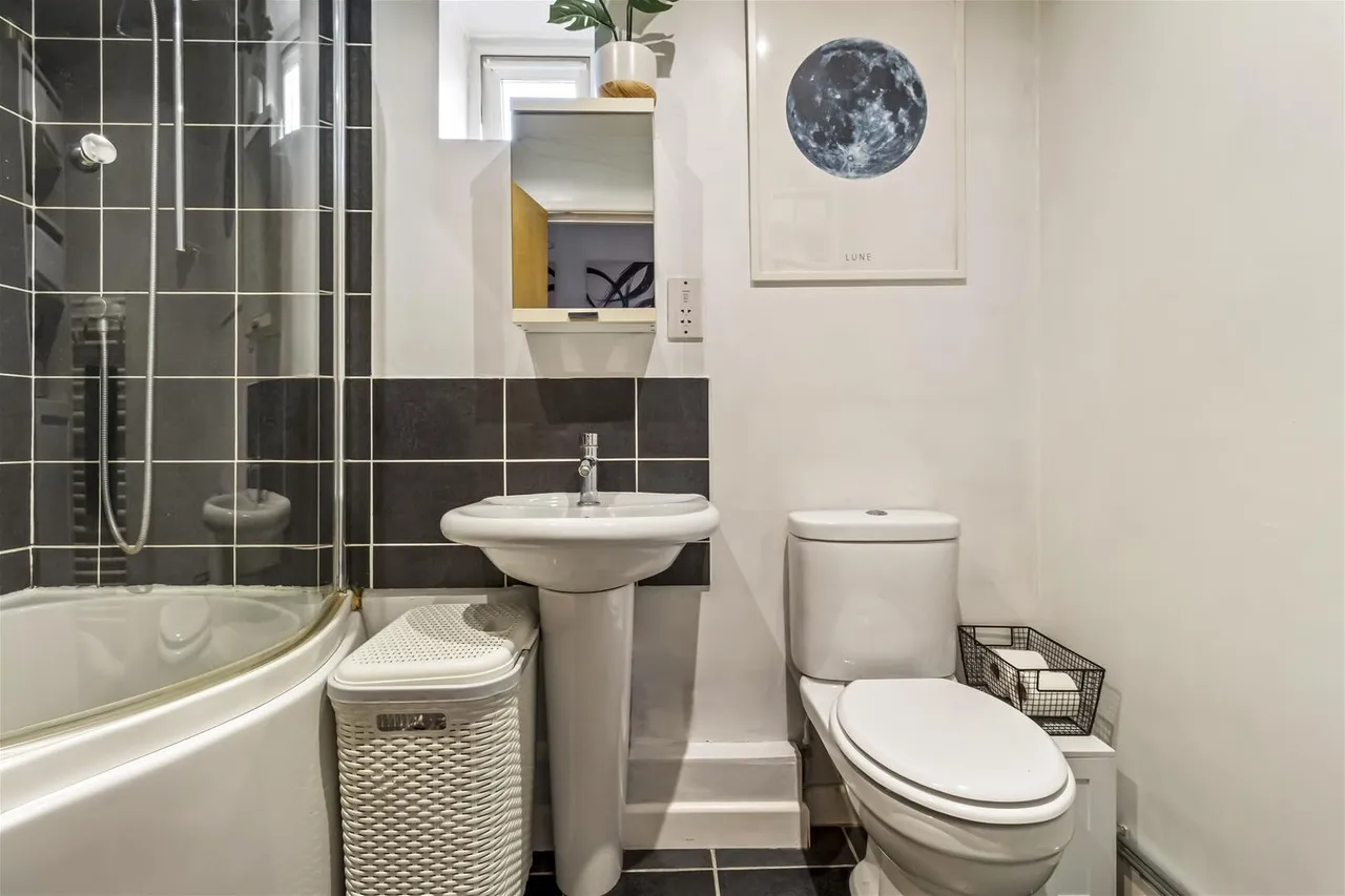2a Anson Road, Goring-By-Sea, Worthing, photo 9