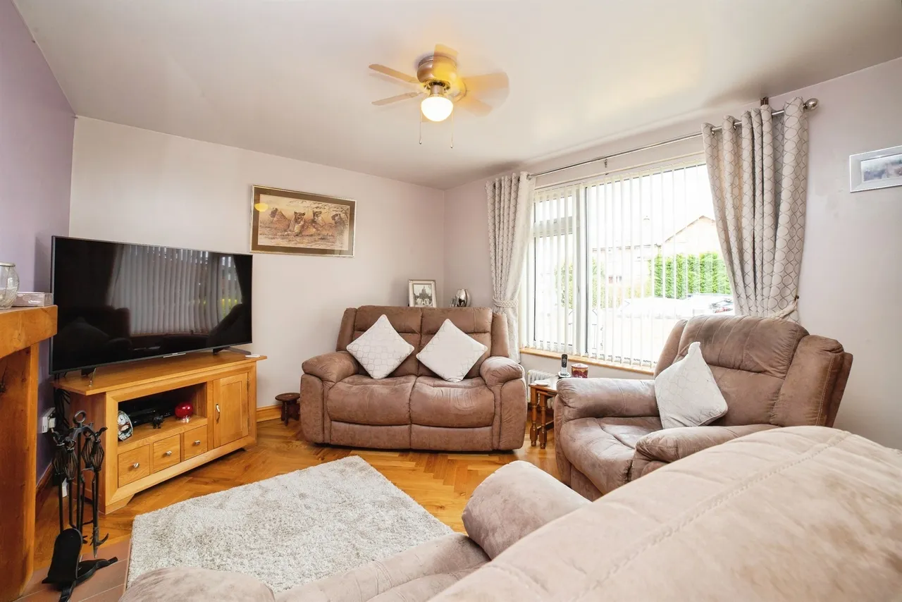 Birch Avenue, Rainworth, NG21, photo 3