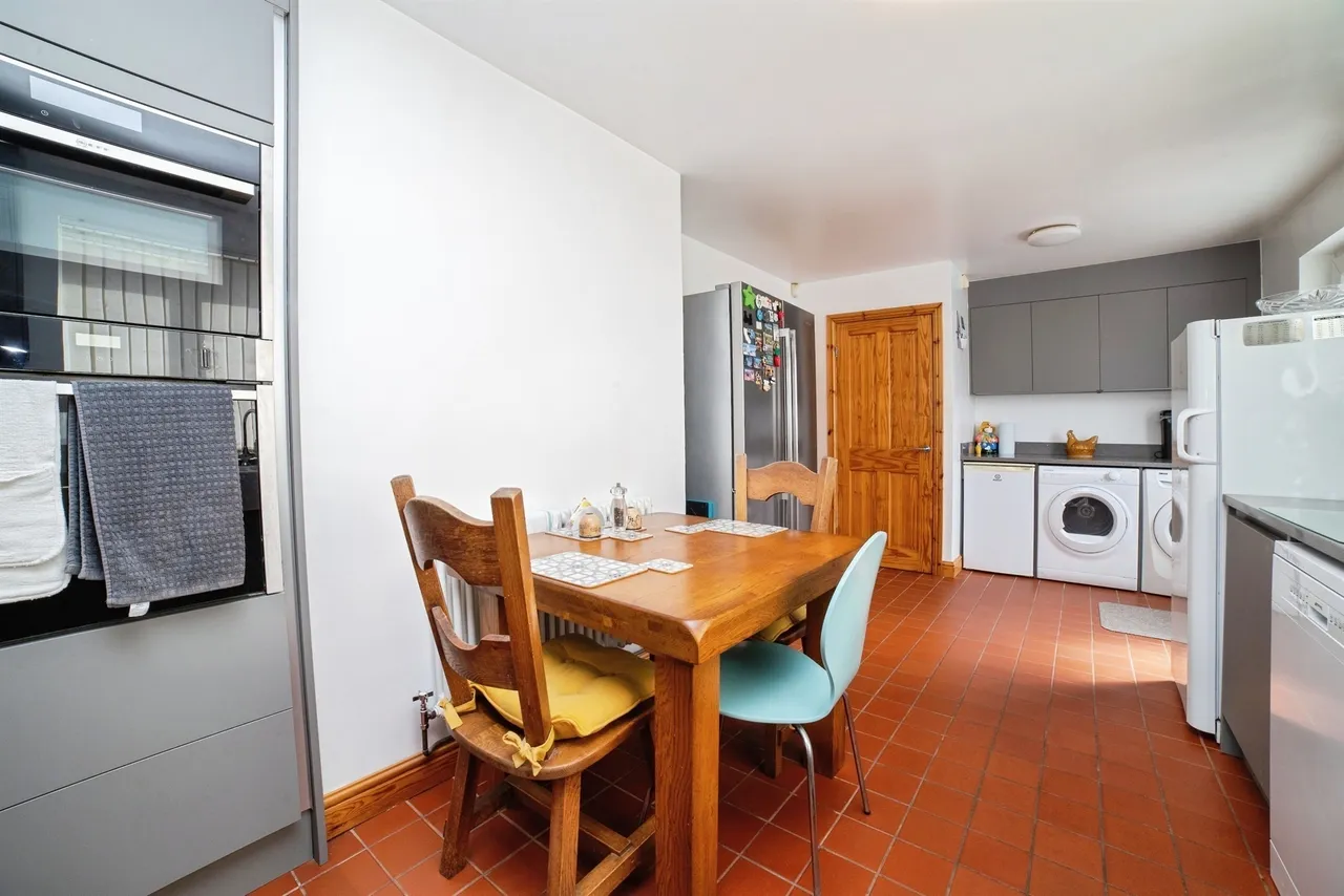 Birch Avenue, Rainworth, NG21, photo 8
