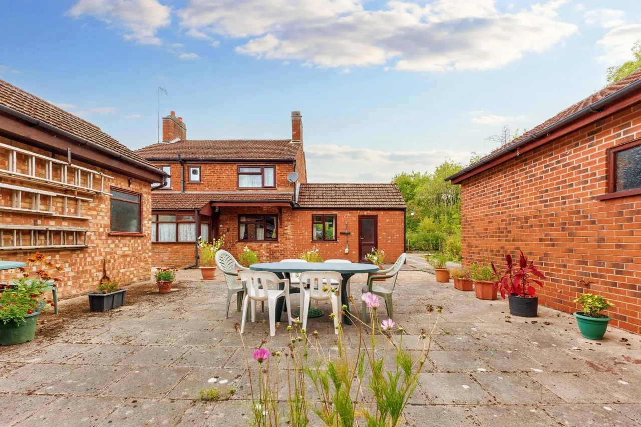 Lentons Lane, Aldermans Green, CV2, photo 26