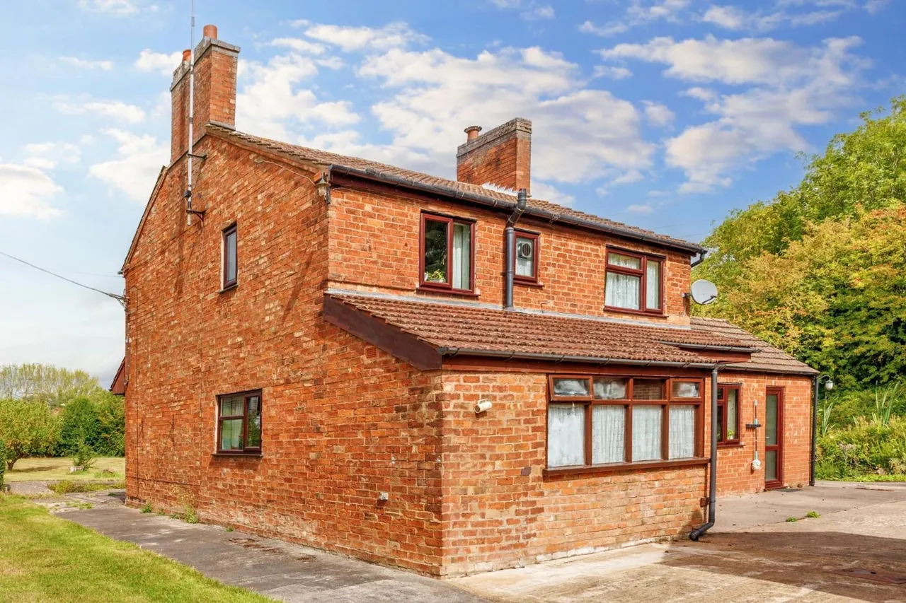 Lentons Lane, Aldermans Green, CV2, photo 27