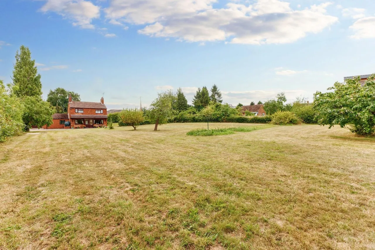 Lentons Lane, Aldermans Green, CV2, photo 30