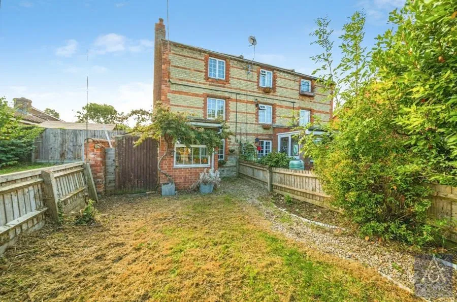 West Street, Steeple Claydon, MK18, photo 17