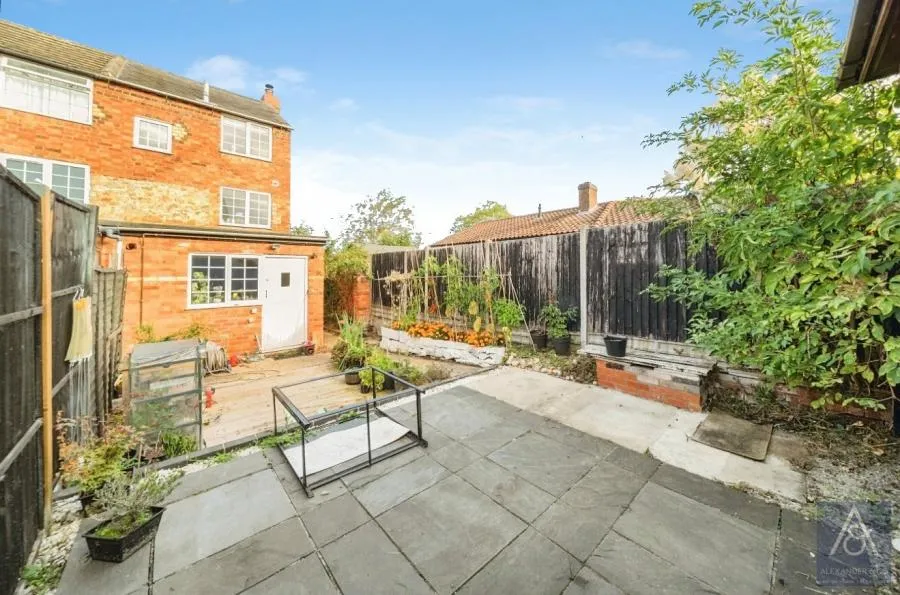 West Street, Steeple Claydon, MK18, photo 12